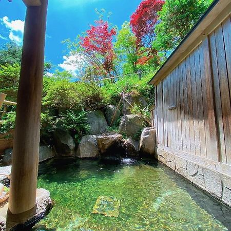 Hakuunsou Hotel Takajama Kültér fotó
