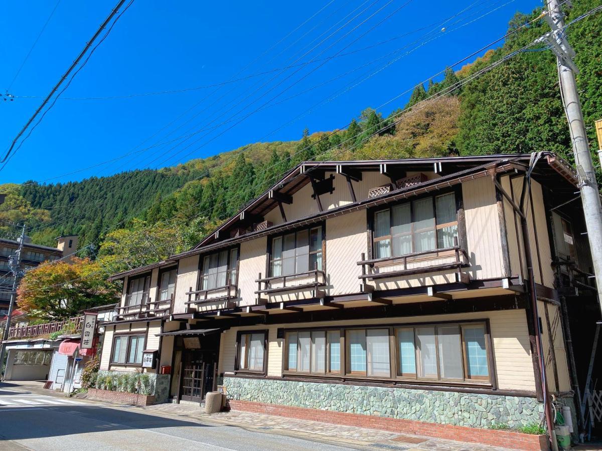 Hakuunsou Hotel Takajama Kültér fotó