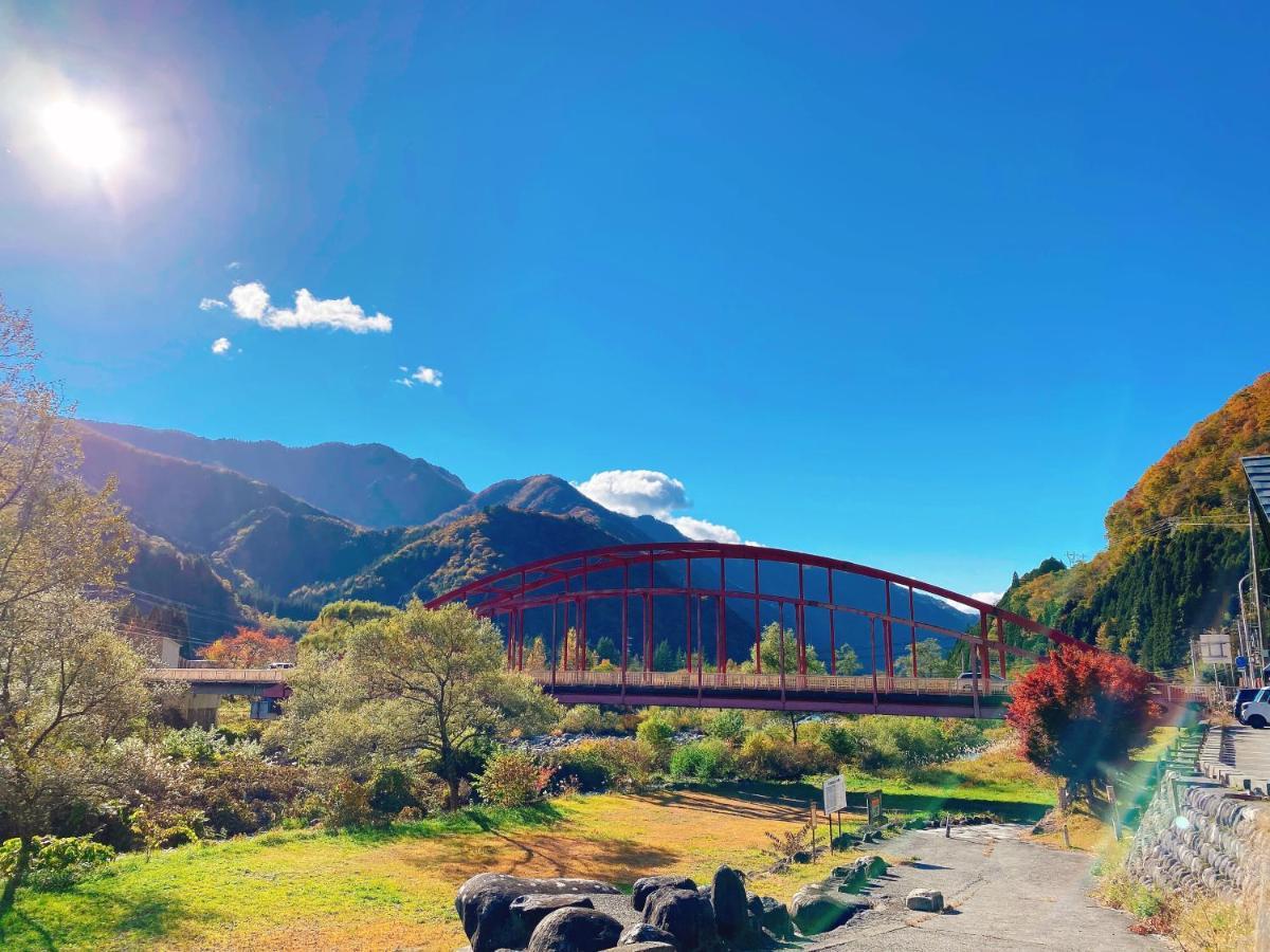 Hakuunsou Hotel Takajama Kültér fotó