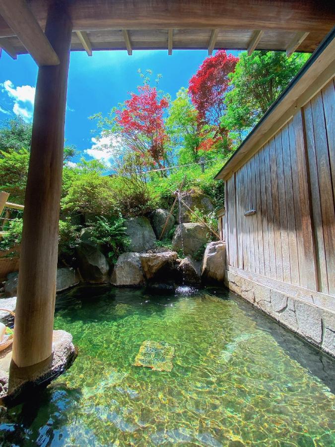 Hakuunsou Hotel Takajama Kültér fotó