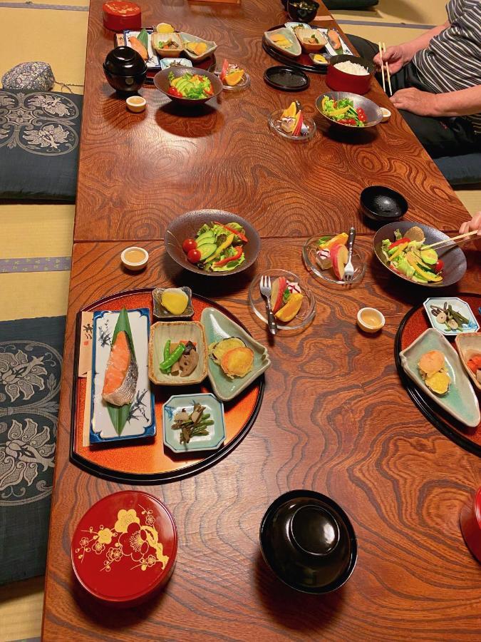 Hakuunsou Hotel Takajama Kültér fotó